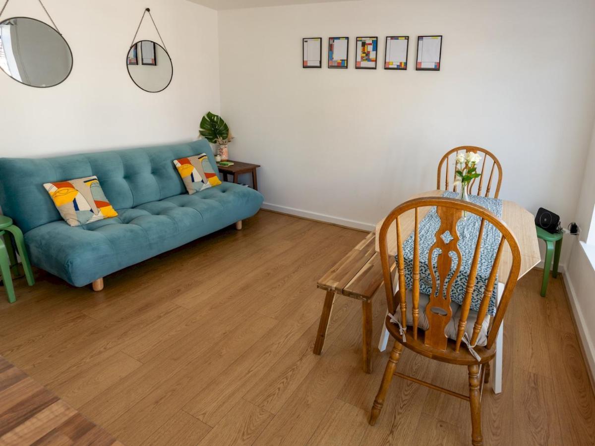 Pass The Keys Modern Stylish Apartment With Parking Bournemouth Exterior foto